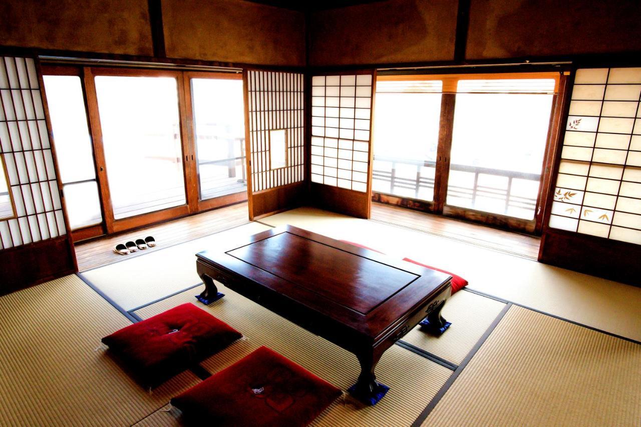 Villa そわか楼 à Fukuyama Extérieur photo